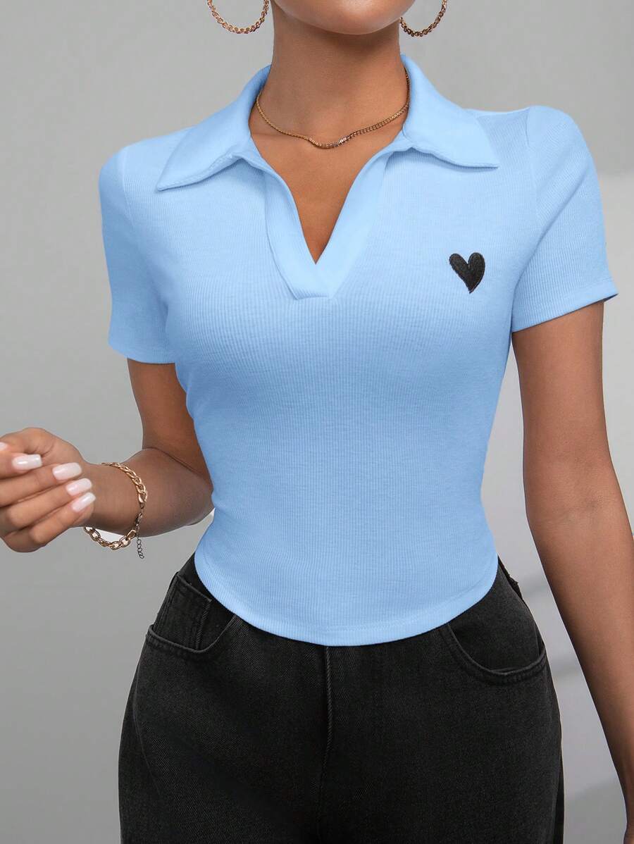 SHEIN Essnce Women's Summer Short Sleeve Slim Fit T-Shirt With Heart Embroidery Collar