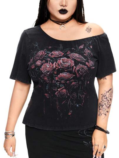 Goth Rose Vintage Printed Asymmetrical Neck Slim-Fit Distressed Plus Size T-Shirt