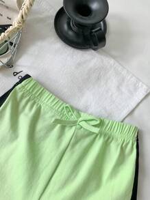 2pcs/Set Baby Boys' Spring/Summer Comfortable Sporty Casual Bottoms, Featuring Fluorescent Green & Navy Blue Patchwork Design