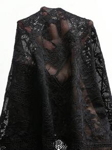 Soleia Top de línea A con textura de encaje negro para mujer de talla grande con tela semitransparente de hombros descubiertos y cintura ajustada con dobladillo de encaje, estilo de vacaciones