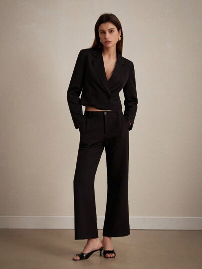 Aveloria Modichic Clean-Colored Back-Slit Suit Set