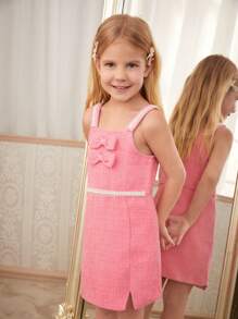 SHEIN Young Girl Commuter Casual Pink A-Line Dress With Two Handmade Bows On Chest, Waist Belt, Shoulder Strap, Faux Pearl Embellishment, Slit Hem, And Waist Cinched, Summer