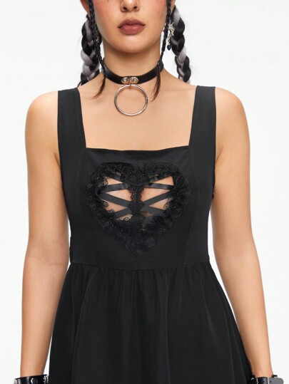 Goth Hollowed-Out Heart Shaped Contrast Lace Suspenders With A-Line Dress, Adjustable Waist Design For Women's Dress