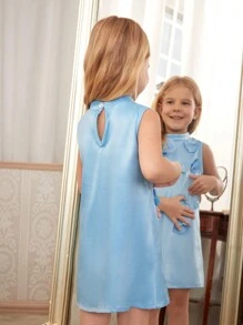 SHEIN Vestido de niña estilo princesa color azul agua salada con cuello alto y flores en 3D en mangas cortas, un vestido de niña a la moda y versátil para primavera, verano y otoño - Azul - Ver 2