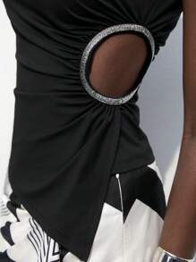 Maija 2025 Spring/Summer & Early Autumn 4th Of July/Graduation Women Black Chain Decor Cutout Waist Asymmetric Hem T-Shirt, Side Hollow & Pleated Details - Black - View 7