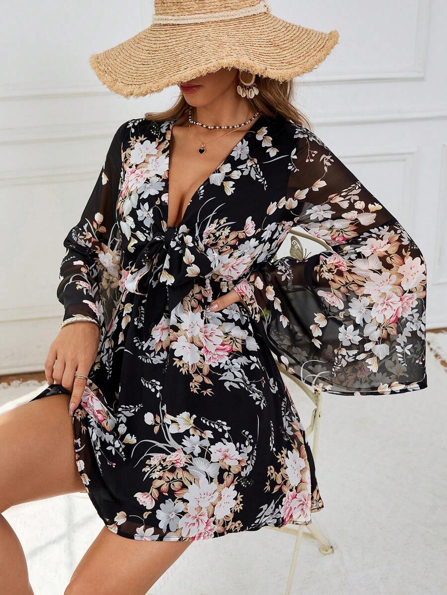 SHEIN VCAY Vacation Woven Printed V-Neck Bell Sleeve Bodycon Mini Dress For Women