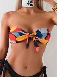 Parte superior de bikini con nudo delantero y estampado aleatorio para la playa en verano - Multicolor - Ver 1