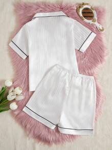 SHEIN Conjunto de pijama de 2 piezas con chaqueta de punto de manga corta a rayas y shorts para niñas