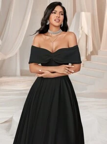 SHEIN Belle 優雅浪漫的雪紡露肩禮服婚紗 - 黑色 - 查看 3