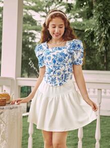 SHEIN Teen Girl Fashionable Summer Sweet Printed Top And Solid Color Skirt Set - Blue and White - View 1