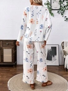 SHEIN LUNE 寬鬆印花圓領襯衫和寬腿褲套裝 - 白色 - 查看 2