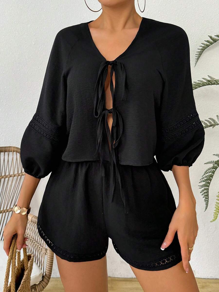 Breezaya Freizeitliches Set aus Hemd mit Laternärmeln, Spitze und Krawattenbindung und Shorts für den Urlaub