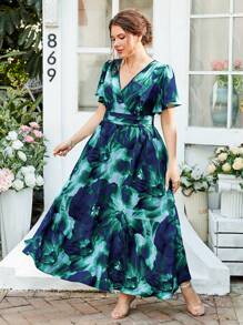 SHEIN Clasi 大码女式随机印花短袖扎染连衣裙长款女装 - 彩色 - 查看 6