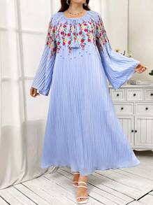 Seusyu Plus Size Loose Casual Round Neck Printed Bell Sleeve Dress - Blue - View 1