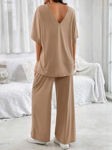 SHEIN Maternity Plain Simple Daily 2-Piece Outfit - Khaki - View 2