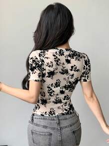 DAZY Women's Simple Daily Sheer Floral Short Sleeve Top Going Out Tops Summer,Crop Tops Women - Beige - View 5