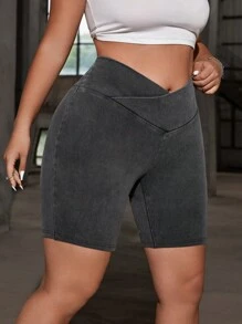 SHEIN EZwear Plus-Size Black Yoga Denim Shorts, Casual Skinny Elastic Cross-Waist Design - Black - View 5