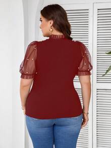 SHEIN Clasi Áo thun nữ tay ngắn thanh lịch cỡ lớn với viền lưới và diềm xếp nếp, cổ buộc và thiết kế chắp vá cho mùa hè - Màu Đỏ Sâu - Xem 2