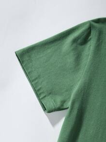 SHEIN 前半披衣綠色條紋口袋拼接短袖T恤和條紋褲休閒套裝，適合十幾歲男孩 - 橄欖綠 - 查看 3