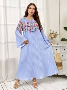 Seusyu Plus Size Loose Casual Round Neck Printed Bell Sleeve Dress - Blue - View 3