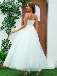 深 V 领缎面褶皱吊带连衣裙，网眼撞色，婚纱白色优雅新娘礼服 - 白色 - 查看 2