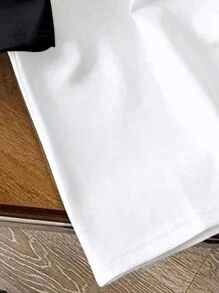 Manfinity Joysei Áo thun nam Hypemode đen trắng ghép viền bất đối xứng dễ thương vui nhộn hình gấu trúc tay ngắn, Quà tặng bạn trai, Đi chơi - Đen và trắng - Xem 3