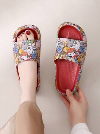 2024 New Style Cartoon Printed Animal Kingdom Slippers With  Stepping Design, EVA Material For Outdoor And Summer, Fashionable Bathroom Slip-On