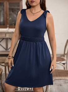 SHEIN LUNE Plus-Size Solid Color Waist Tie Simple Vacation Dress