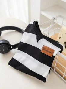 SHEIN Black And White Striped Color Block Round Neck Short Sleeve T-Shirt For Baby Boy Or Baby Girl,Suitable For Summer Outdoors, Home, Vacation Or Beachwear