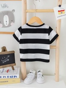 SHEIN Black And White Striped Color Block Round Neck Short Sleeve T-Shirt For Baby Boy Or Baby Girl,Suitable For Summer Outdoors, Home, Vacation Or Beachwear