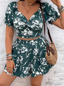 SHEIN VCAY Plus Size Vacation Peplum Hem Puff Sleeve Shirt And Shorts Set - Multicolor - View 1