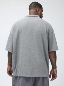 Manfinity VCAY Men's Plus Size Knitted Casual Short Sleeve Polo Shirt, Loose Fit With Drop Shoulder And Embroidered Letters, Solid Color, Suitable For Summer Sports