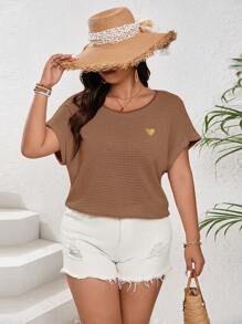 SHEIN Frenchy Cộng với kích thước áo thun thêu trái tim ngắn tay đơn giản phù hợp với áo thun mùa hè thông thường - Màu Khaki - Xem 6