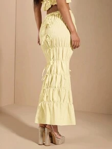 SHEIN BAE Falda cruzada blanca con bordes ondulados, decoración de lazo, estilo sexy y dulce para uso diario