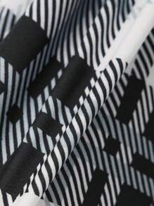 Conjunto de ropa casual para hombre con camisa de cuadros de manga corta de un solo botón y pantalón corto para estar en casa