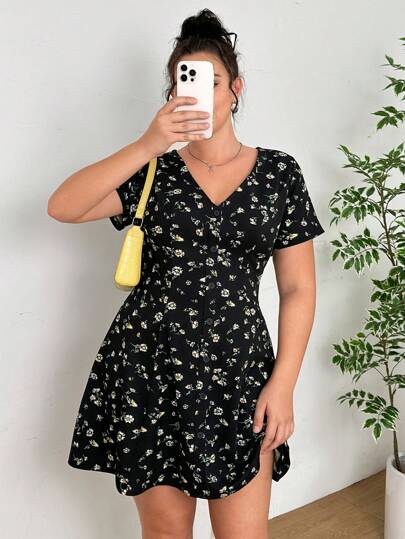 GalTyme 大码女式夏季碎花短袖 V 领连衣裙