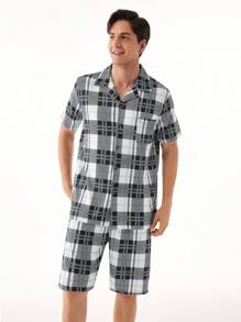 Conjunto de ropa casual para hombre con camisa de cuadros de manga corta de un solo botón y pantalón corto para estar en casa