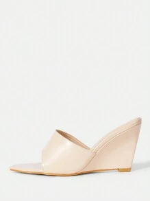 CUCCOO SZL Fashionable Pointed Toe Low Heel Party Shoes - Apricot - View 9