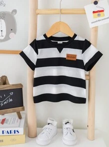 SHEIN Black And White Striped Color Block Round Neck Short Sleeve T-Shirt For Baby Boy Or Baby Girl,Suitable For Summer Outdoors, Home, Vacation Or Beachwear