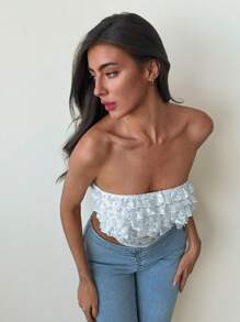 Aloruh Romantic Date Strapless Lace Crop Top With Multi-Layered Lace And Fishbone Fitted Design For Women