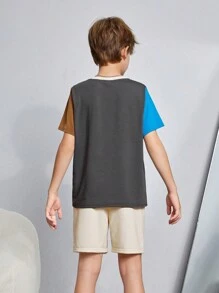 Conjunto de 4 piezas para niño preadolescente con bloque de color casual, camiseta de manga corta y shorts para verano