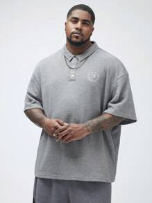 Manfinity VCAY Men's Plus Size Knitted Casual Short Sleeve Polo Shirt, Loose Fit With Drop Shoulder And Embroidered Letters, Solid Color, Suitable For Summer Sports