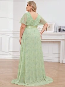 EVERPRETTY Plus Size Elegant V-Neck Ruched Bust Green Bridesmaid Dress, Wedding Guest Formal Dress - Green - View 3