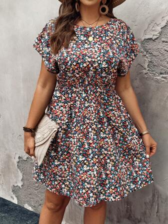 SHEIN LUNE Plus Size Women Ditsy Floral Batwing Sleeve Waist Cinched Dress, Summer,Beach Dress Sundress,Holiday Outfits Boho