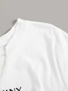 SHEIN LUNE 加大尺寸字印花打結前 V領短袖上衣和短褲套裝 - 彩色 - 查看 4
