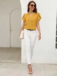 SHEIN Clasi 春季心形印花花瓣袖 V 领夏季海滩女式衬衫、短袖上衣