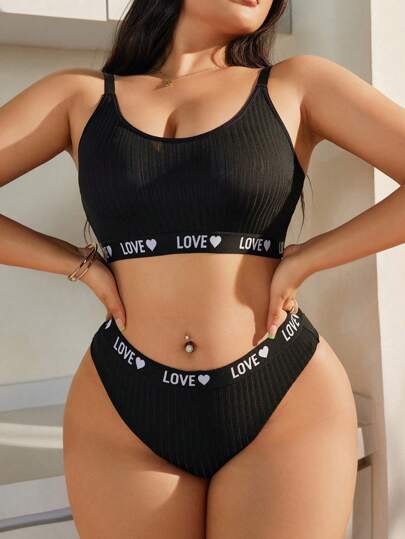 Liftille Plus Size Women's Letter & Heart Printed Bra And Panty Set, Casual Sports