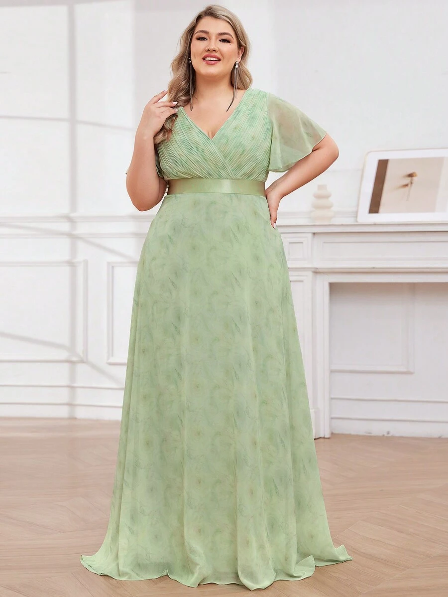 EVERPRETTY Plus Size Elegant V-Neck Ruched Bust Green Bridesmaid Dress, Wedding Guest Formal Dress