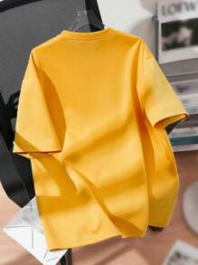 Claim Dot 男士夏季卡通微笑印花圓領短袖休閒T恤 - 黃色 - 查看 2