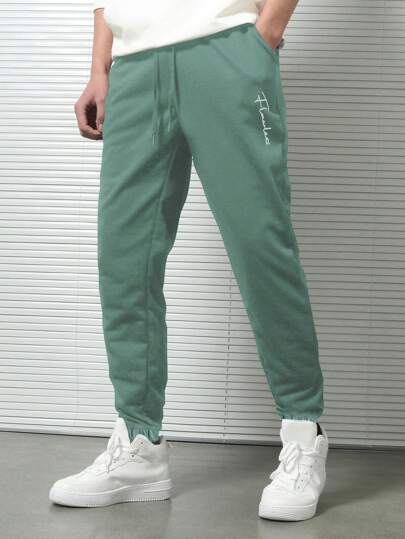 RueChic Herren Baumwoll Jogginghose mit Kordelzug und Buchstaben-Aufdruck